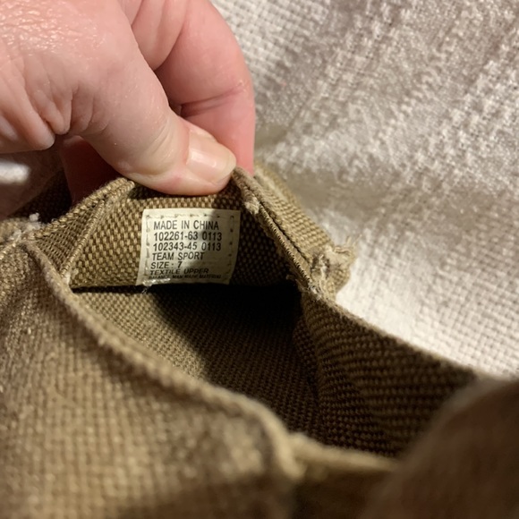 UGA GA Bulldogs Embroidered Logo Slip On Espadrilles - Picture 10 of 10